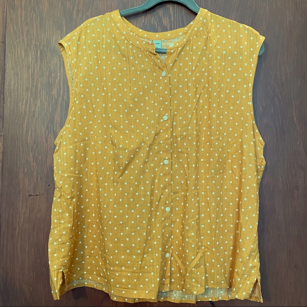 Old Navy short sleeve